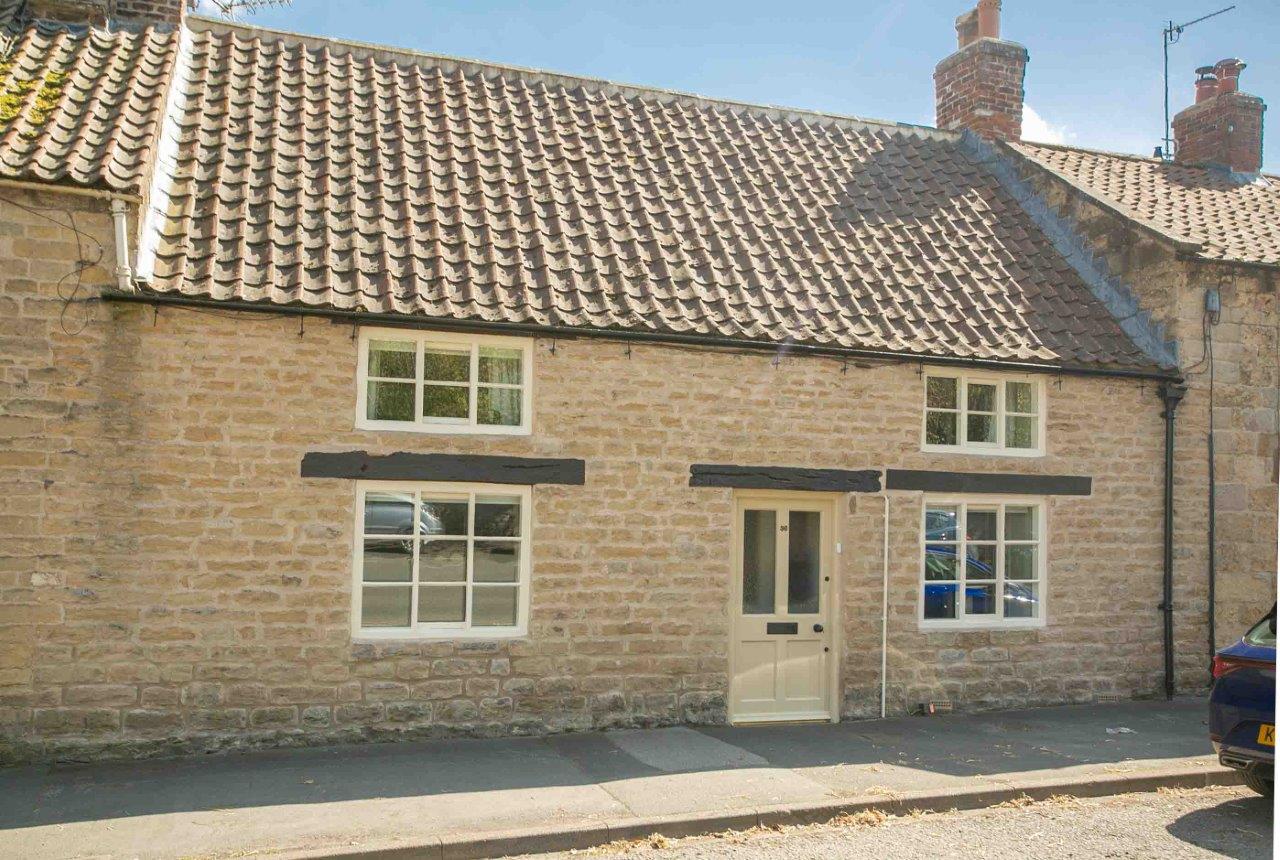 Bondgate, Helmsley, York Peter Illingworth Estate Agents Kirkbymoorside