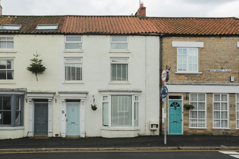 21 High Market Place, Kirkbymoorside, York, YO62 6BG