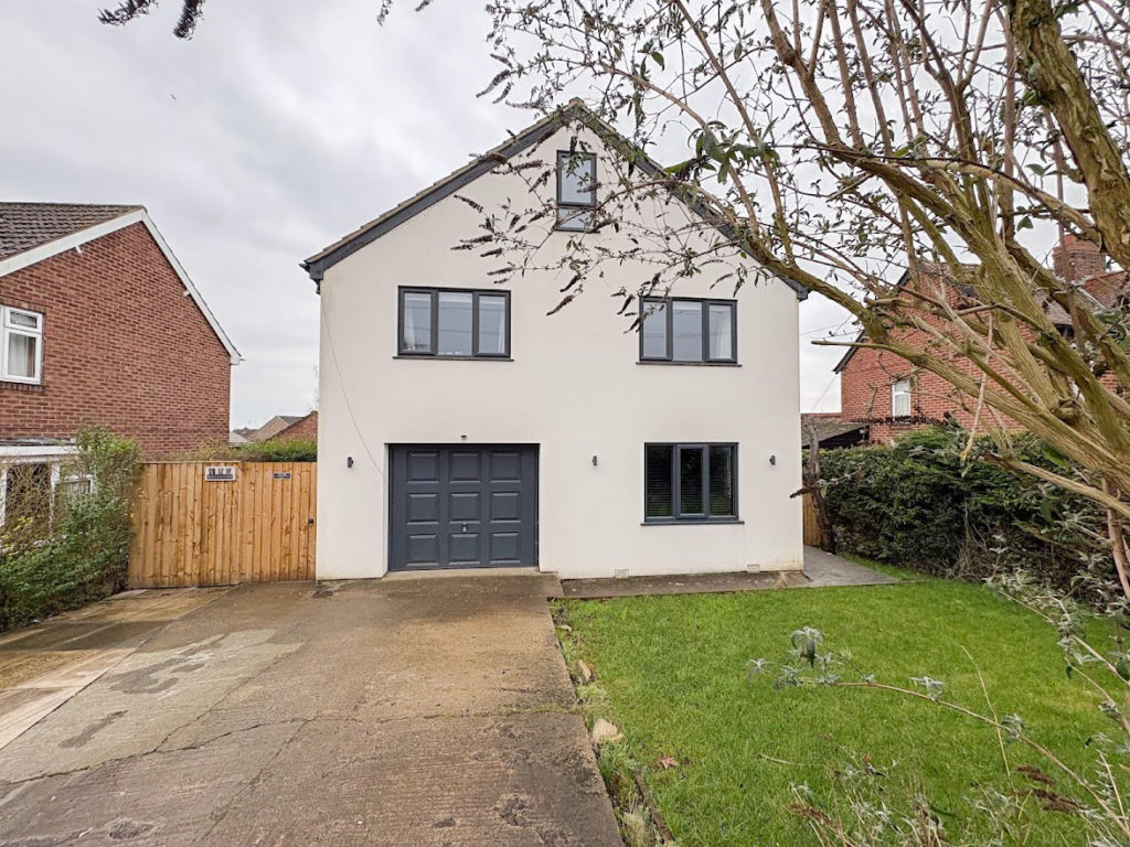 Ruffa Lane, Pickering